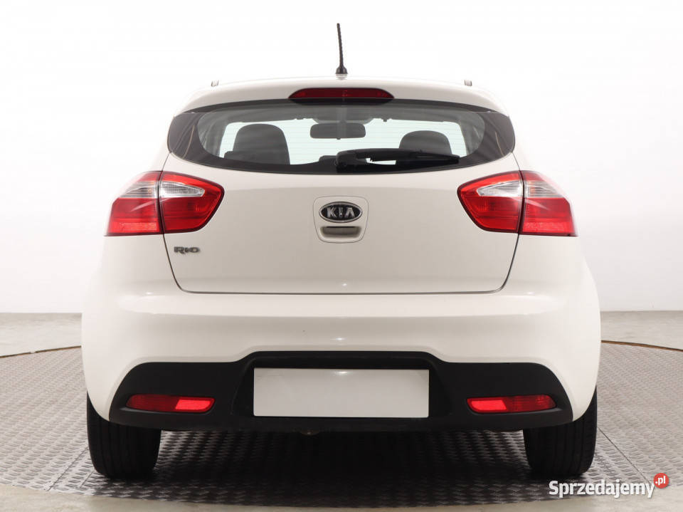 Kia Rio 125 CVVT gniazdo USB