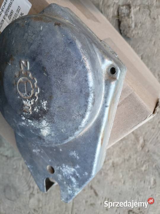 Dekiel pokrywa zapłonu lewy Dezamet 017 komar Silniki i osprzęt Lublin