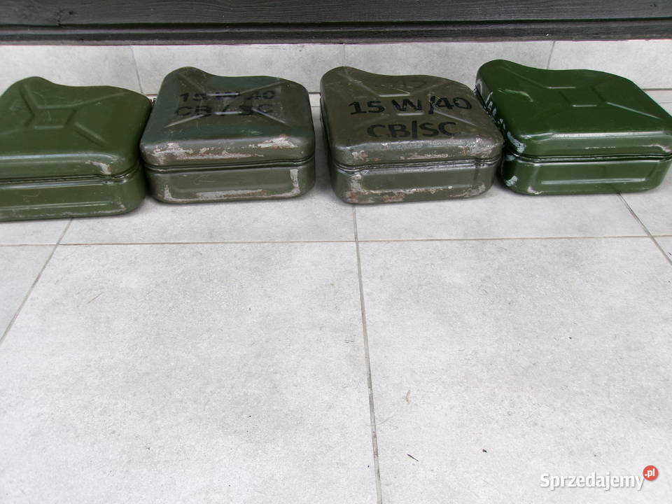 Kanisry blaszane z zasobów wojskowych 5 litrowe Legionowo