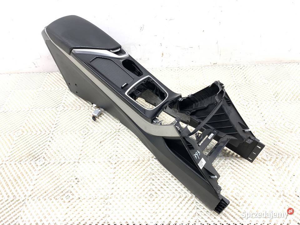 PODŁOKIETNIK HYUNDAI i40 Hatchback Podłokietniki