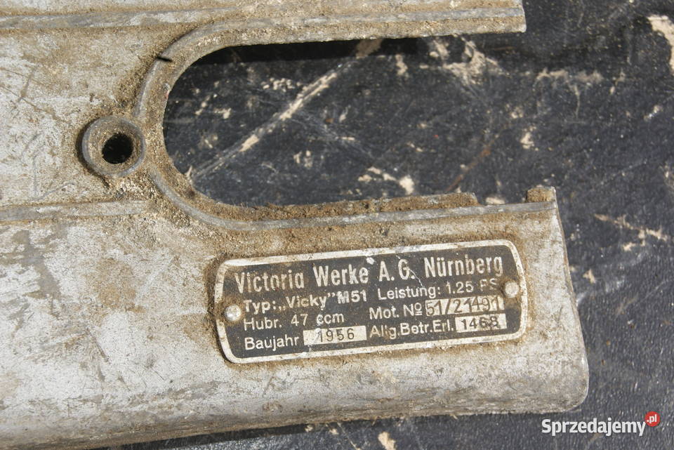 POKRYWA SILNIKA VICTORIA VICKY M51 TABLICZKA Elementy nadwozia sprzedam