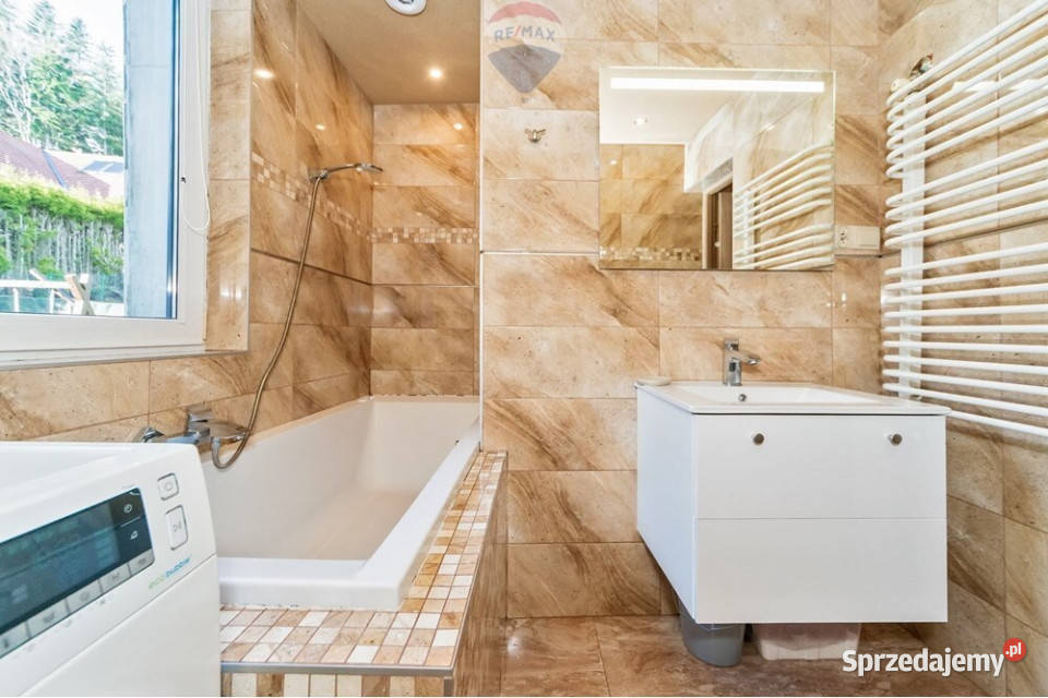 Dom apartament pod wynajem i działka