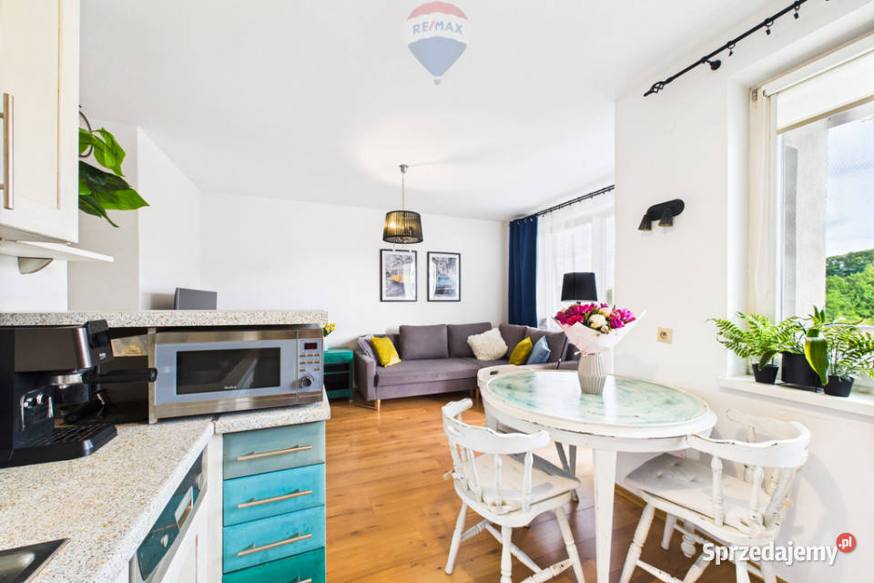 Na sprzedaż przestronne 3 pokoje o pow 519m Rok budowy 2000 Zielona Góra