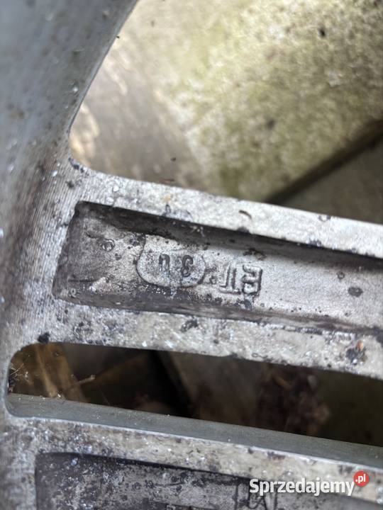 Alufelgi AUDI 17 sprzedam