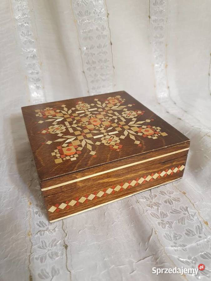 Stara szkatułka pudełko na biżuterię PRL