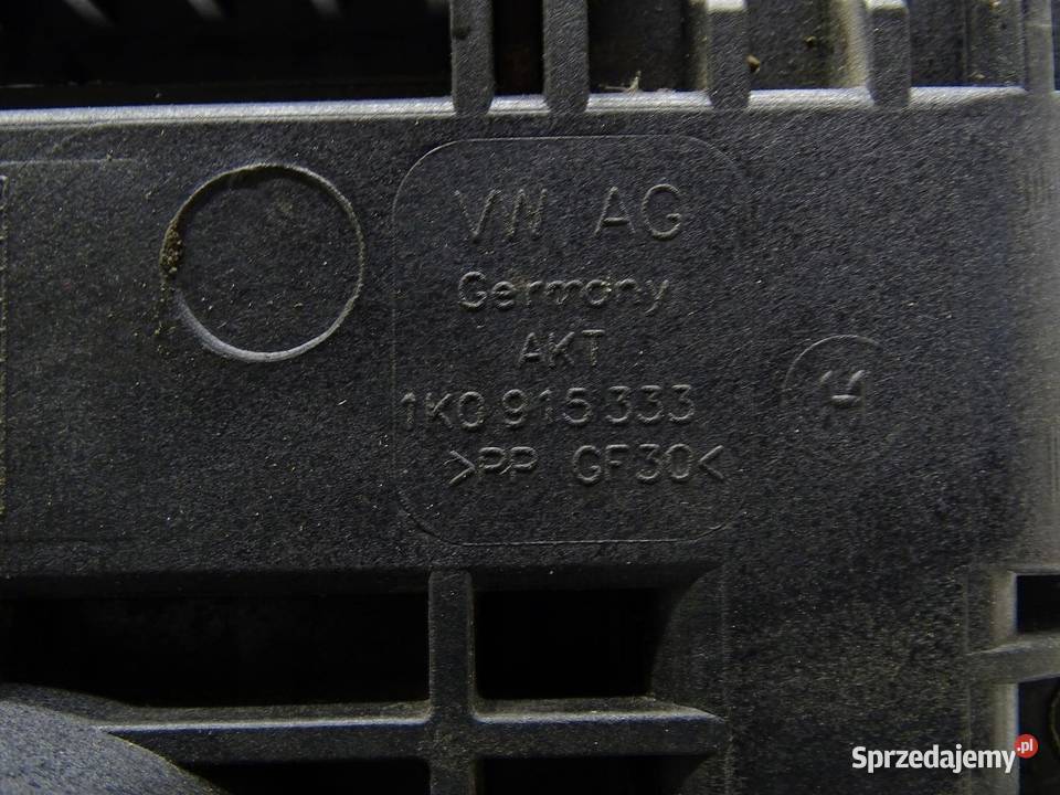 PODSTAWA OBUDOWA AKUMULATORA AUDI A3 8P LIFT Osłony i zaślepki