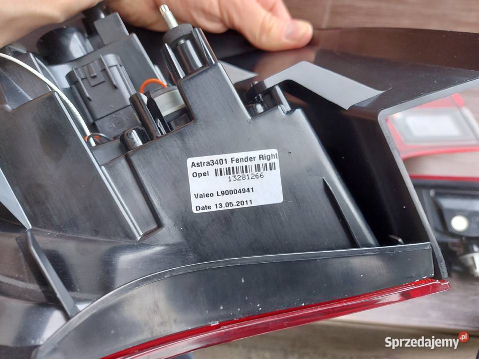Lampy tylne tył NOWE ORYGINALNE Komplet 4 Opel Tychy sprzedam