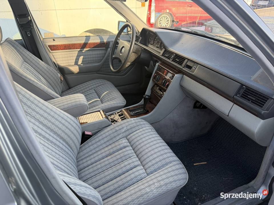 Mercedes Benz W124 300D 30 Diesel nieuszkodzony Kielce