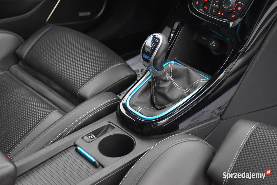 Opel Astra OPC StartStop łopatki zmiany biegów Astra Samochody osobowe Gdańsk