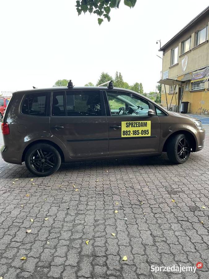 Volkswagen Touran 2013r 211k 16 TDI DSG 1600cm3 Pabianice