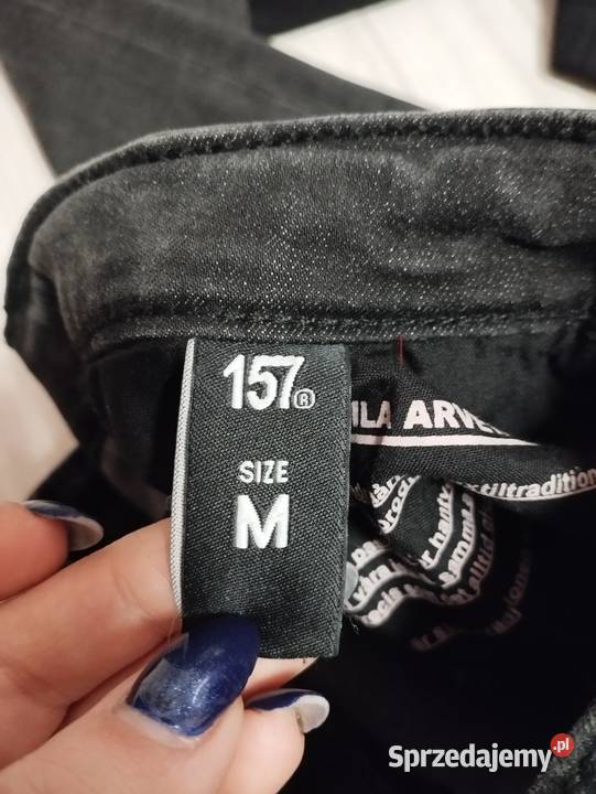 Czarne jeansy rurki z dziurami LAGER 157 model Ostrołęka sprzedam