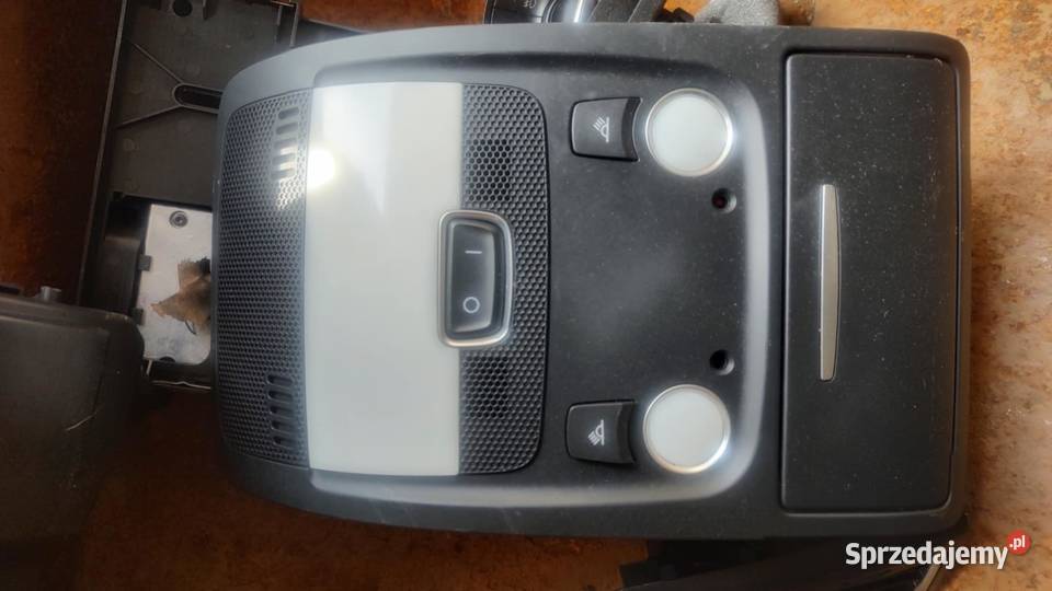 Lampka podsufitki oświetlenie kabiny Audi a5 8T Oświetlenie kabiny sprzedam