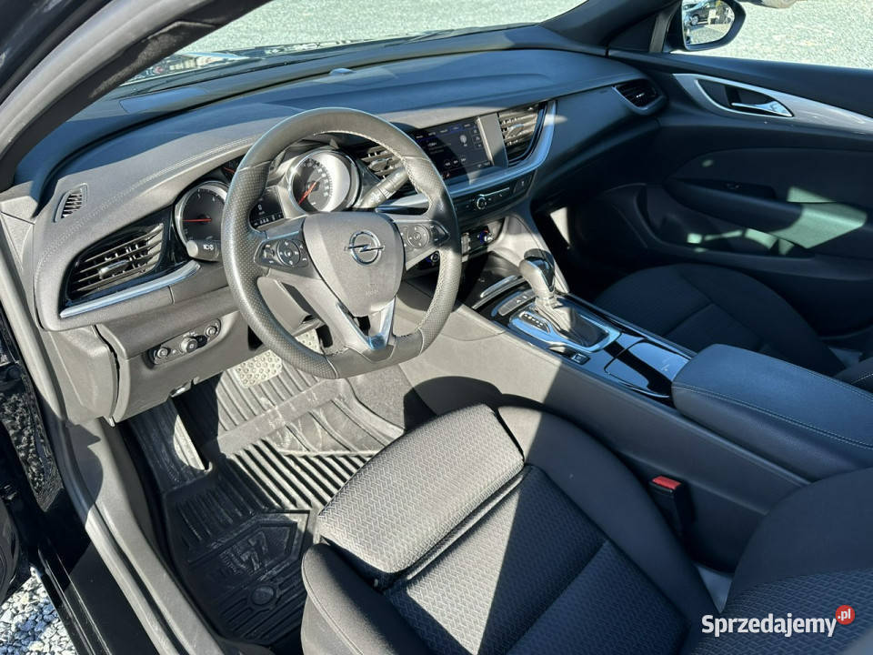 Opel Insignia 20 CDTi 174 2022r Lane Assist czujnik deszczu dolnośląskie Wojkowice sprzedam