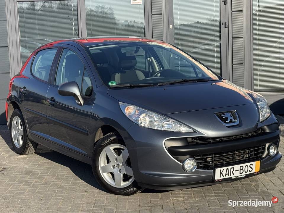 Peugeot 207 14 benzyna 75 PODGRZEWANE FOTELE manualna Gurówko