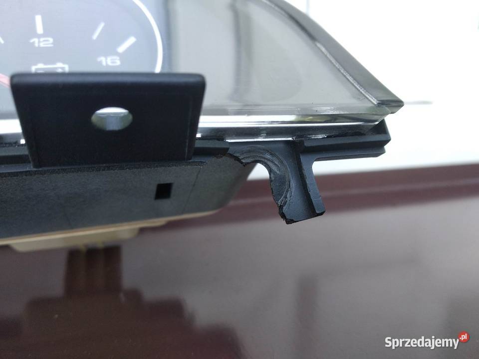 Audi A6 C4 licznik zegary prędkościomierz Liczniki i zegary Sieradz