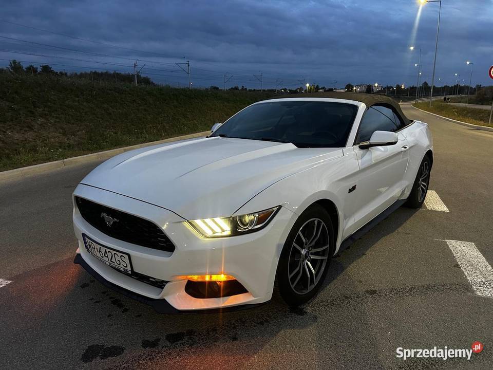 Ford Mustang 2017 23 313 koni cabrio komputer pokładowy mazowieckie Radom sprzedam