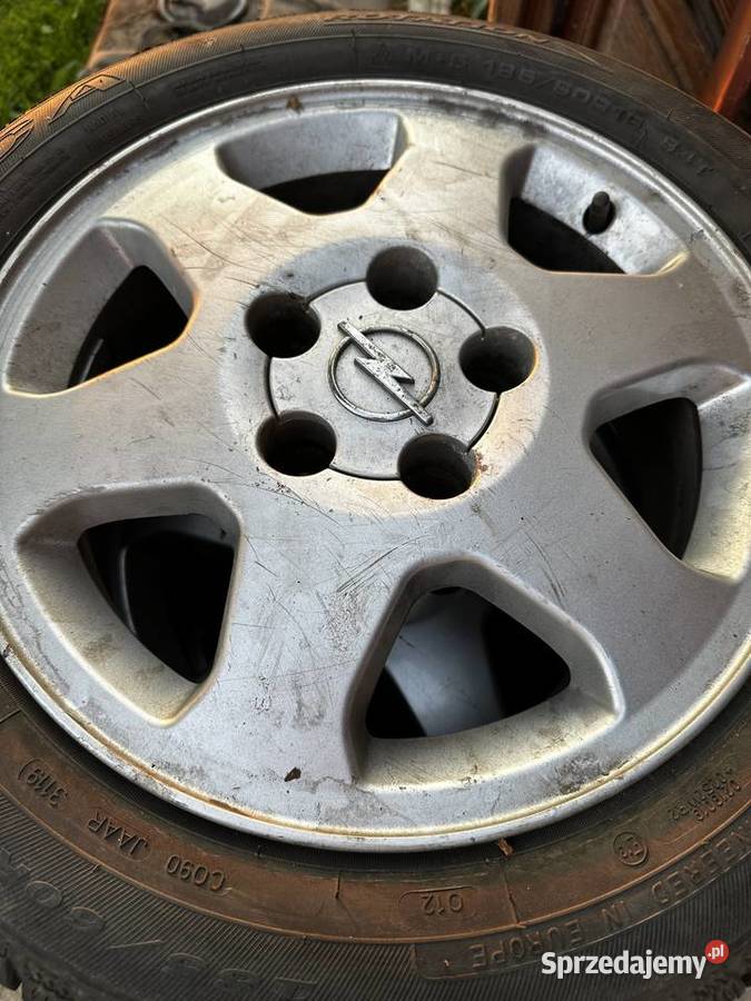 Alufelgi opel R15 opony zimowe sprzedam