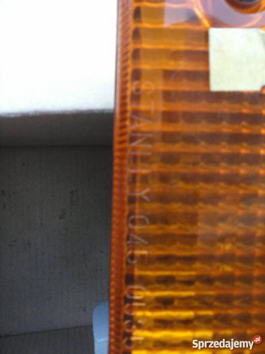 Mazda Toyota kierunkowskaz NOWY kierunkowskazy Bukownica sprzedam