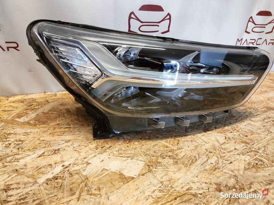 Lampa Prawy Przód Przednia Prawa Volvo XC40 XC Pleszew