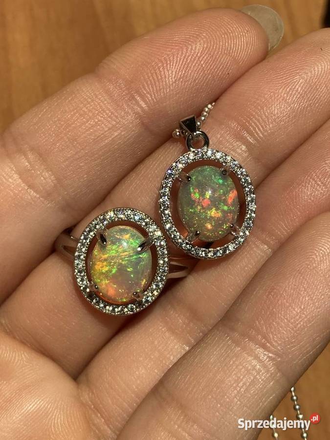 Komplet biżuterii z opalami zawieszka i srebro Warszawa sprzedam