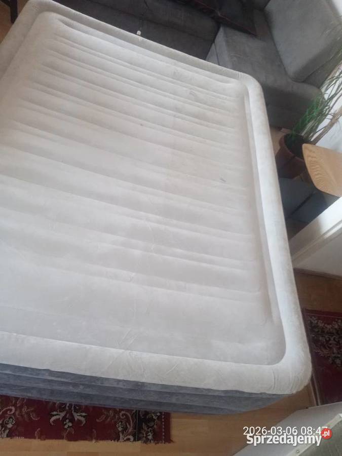 Materac dwuosobowy INTEX Karczew