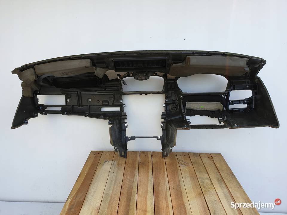 BMW E60 E61 M5 DESKA ROZDZIELCZA KONSOLA SKÓRA lubelskie Janów