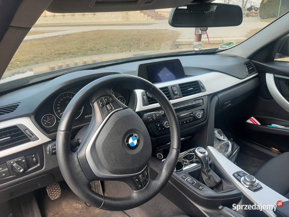 BMW 320d Touring F31 2013 nawigacja bixenon el Mielec