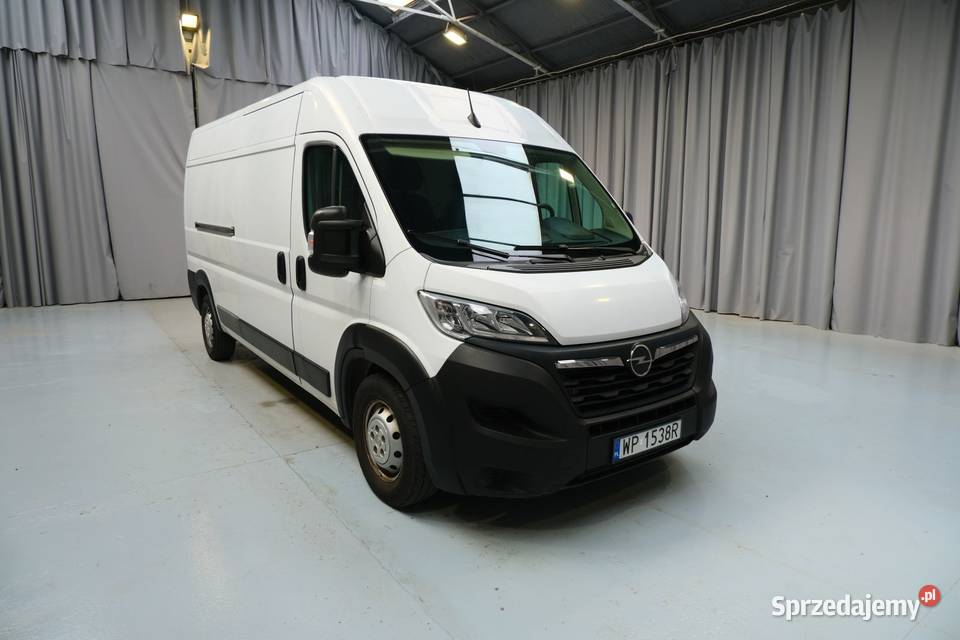 OPEL MOVANO 2022 217900 ccm 103 KW Warszawa