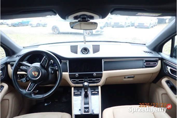 PORSCHE MACAN 2023 198400 ccm 265 mazowieckie