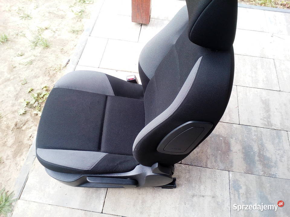 Peugeot 207 fotel lewy kierowcy 20062012 r Połaniec