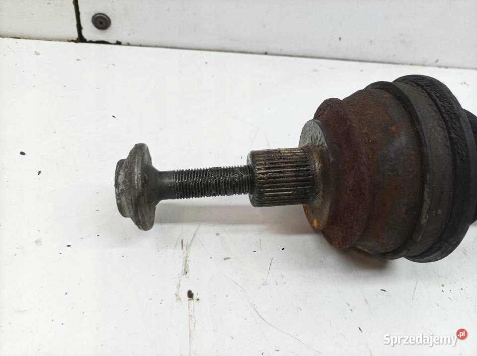 PÓŁOŚ PRAWY TYŁ 32 FSI QUATTRO 4F0501203B Audi świętokrzyskie