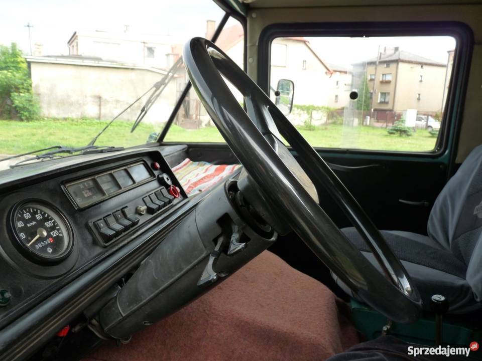 Żuk skrzyniowy Diesel Andoria 1996 zielony