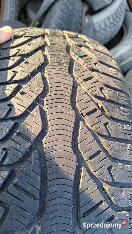 Opona Kleber 21555R16