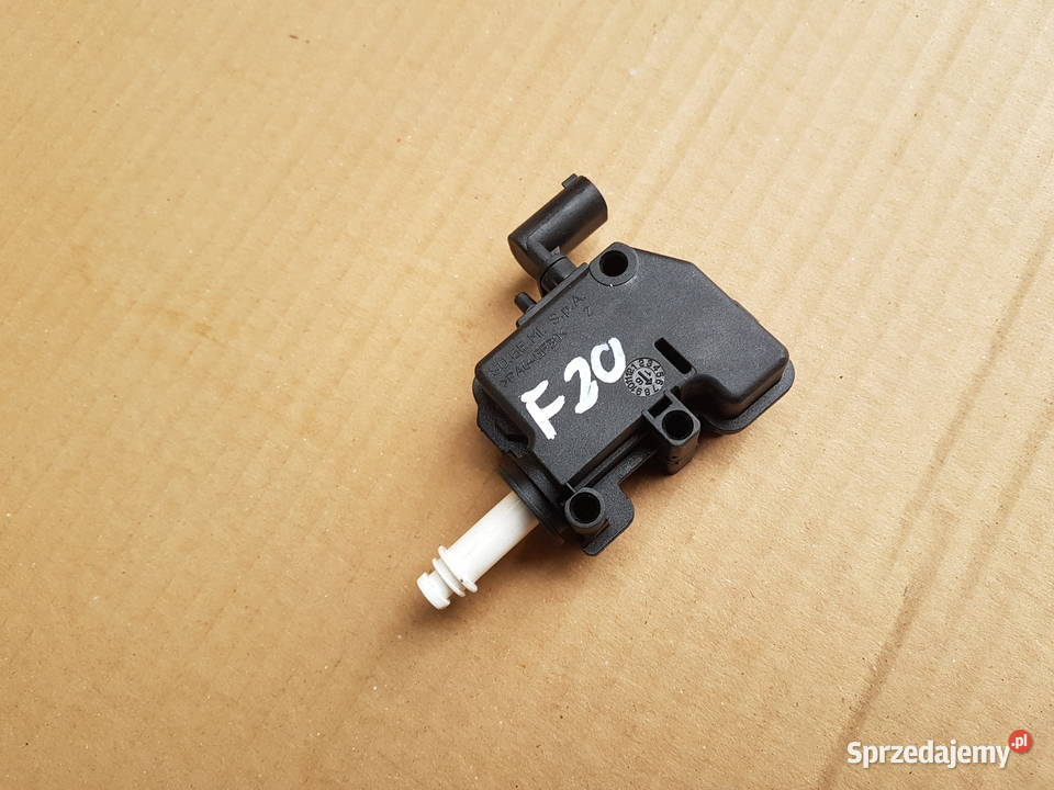 BMW 1 120 F20 f21 LIFT siłownik silniczek klapki wyposażenie elektryczne Legnica