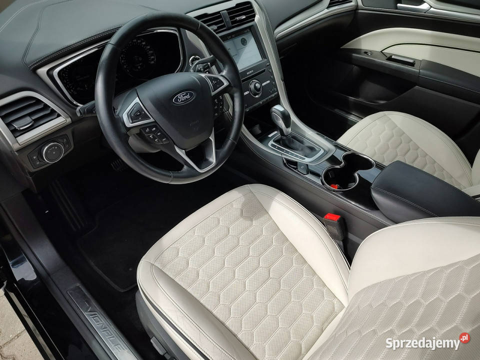 Ford Mondeo 20 EcoBoost 203 Vignale Mk5 2014 nieuszkodzony