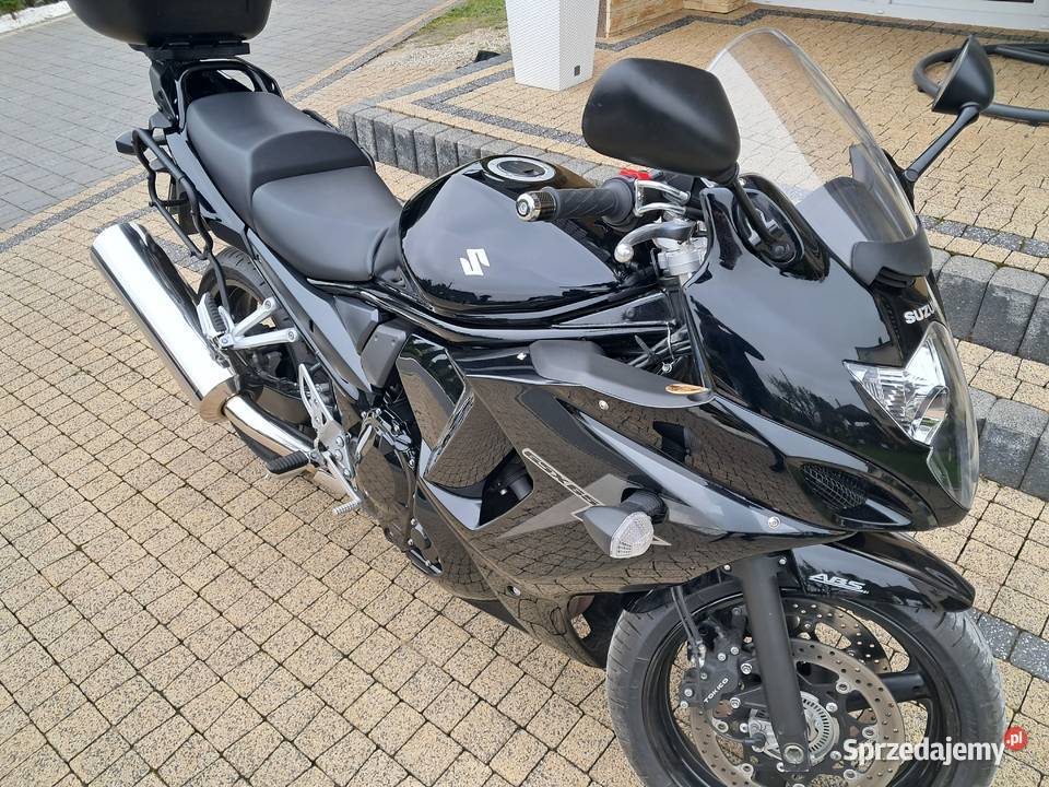 Sprzedam motocykl sportowoturystyczny 650cm3 świętokrzyskie