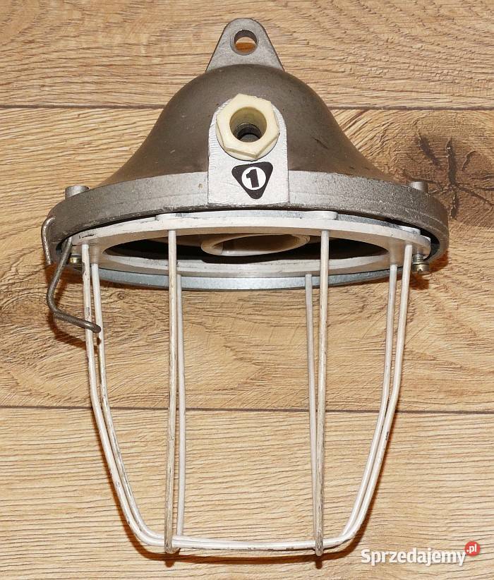 Lampa industrialna przemysłowa C100A POLAM Gliwice