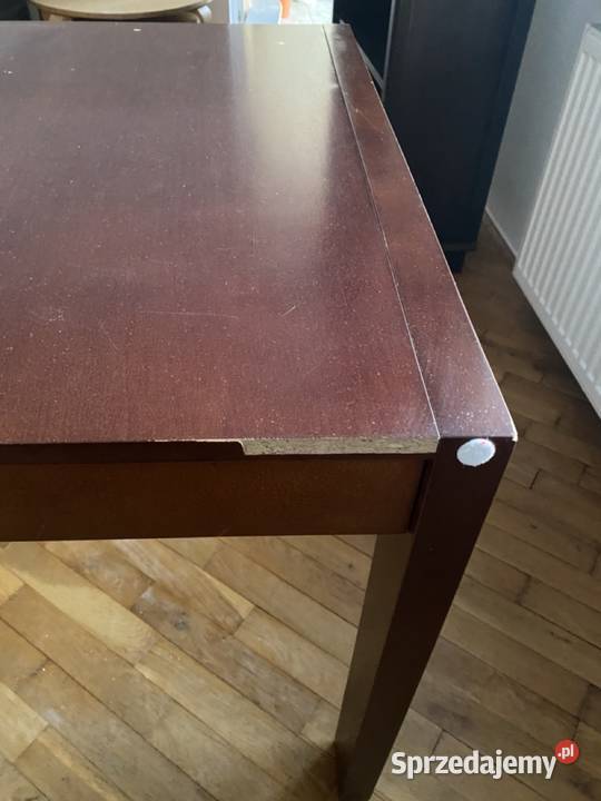 Stół drewniany firmy Denwar z 6 krzesłami