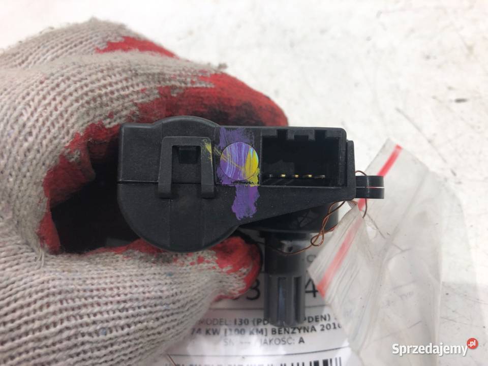 SILNIK NAGRZEWNICY HYUNDAI D332EDFAA02 i30 Silniki Motoryzacja