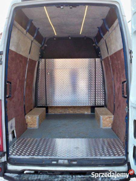 Iveco Daily 9 osób 35S18V Krosno