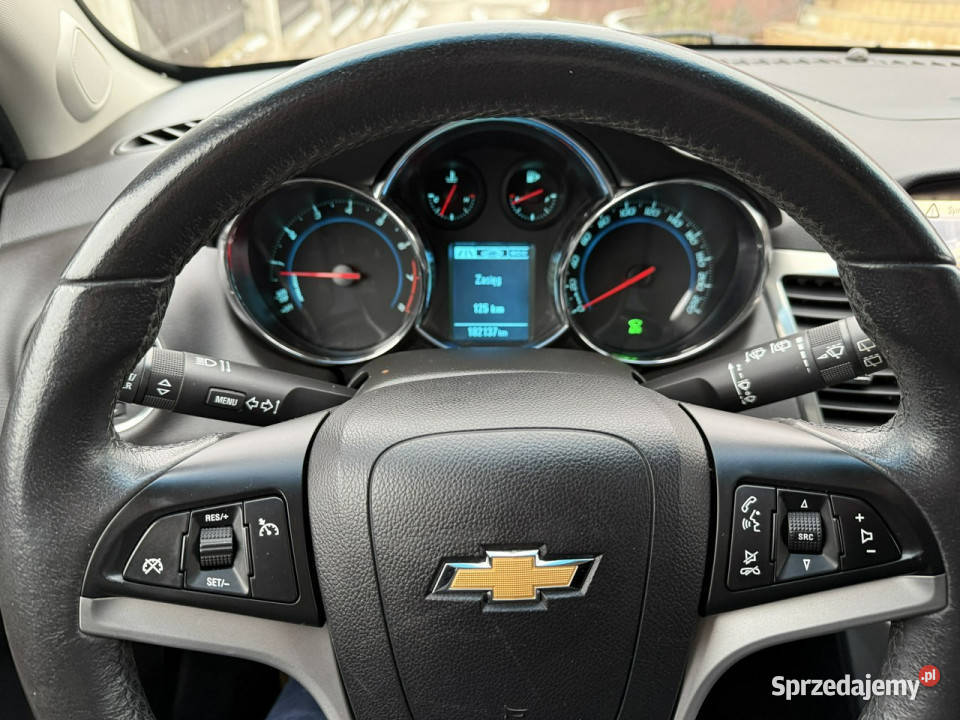 Chevrolet Cruze 14 turbo 140 102 ładny swieżo