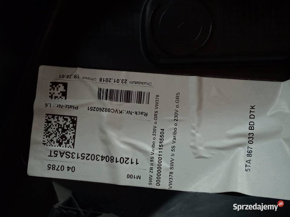 TAPICERKA BOCZEK BAGAŻNIKA LEWY 5TA867033 VW
