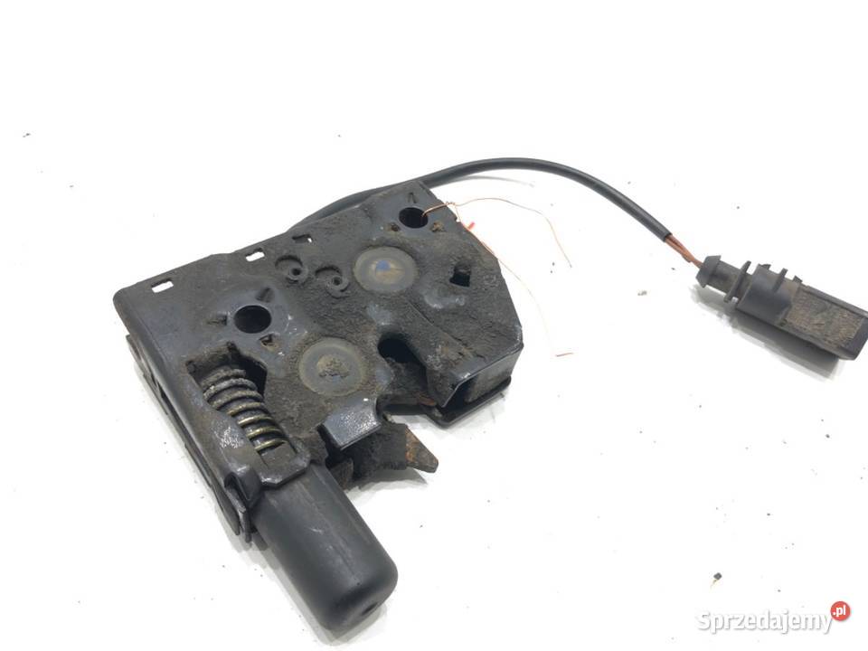 ZAMEK MASKI PRAWY AUDI A8 D4 SedanLimuzyna sprzedam