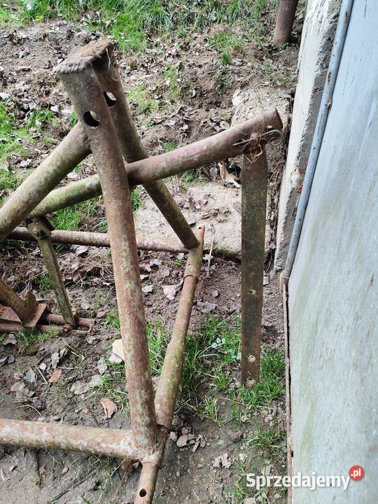 Łyżka ładowacz do traktora na podnośnik Hyżne