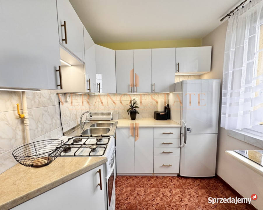 Jasna kawalerka DO WPROWADZENIA Balkon Winda 30m2