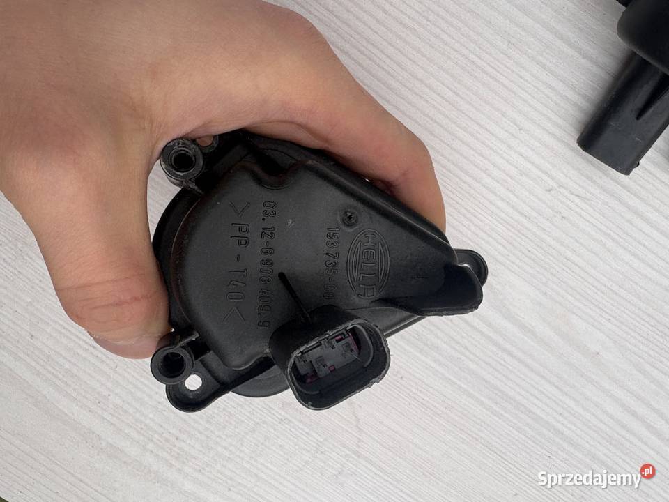 Para silniczków regulacji świateł HELLA 153 Kruszwica sprzedam