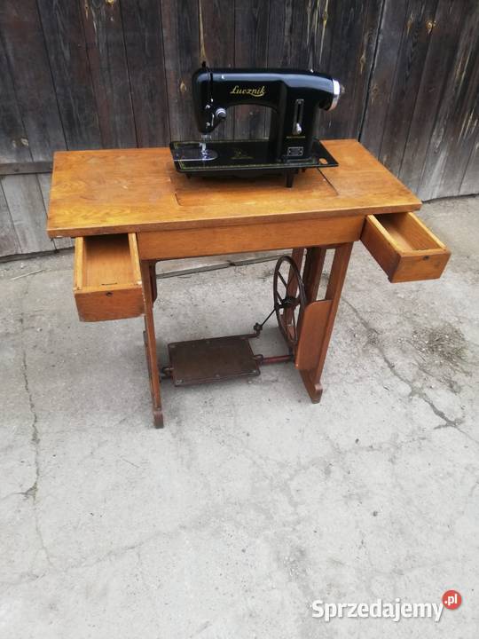 Maszyna do szycia Łucznik Legnica