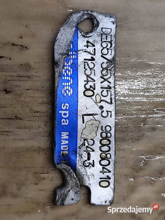 Siłownik hydrauliczny poziomowania osi 47125430 Wilkowo