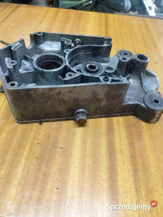 Karter lewy silnika 023 Komar motorynka Pozostałe Motoryzacja Łubno