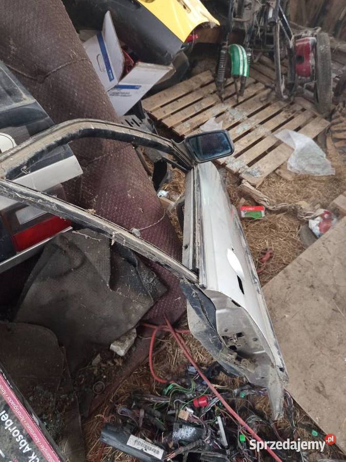 Audi C3 klapa bagażnika ładna z blendą osobowe Klapy bagażnika Chełm sprzedam